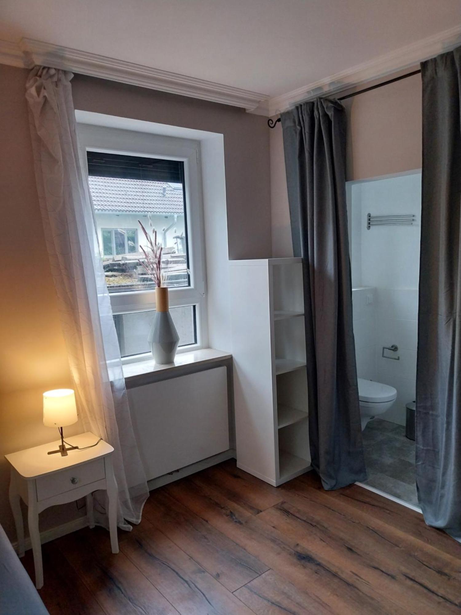Bad Aibling City Apartment Zimmer Dış mekan fotoğraf